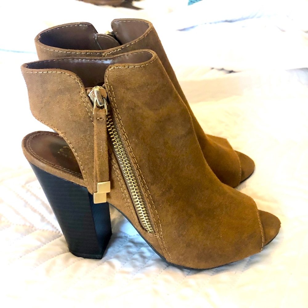 Open-toed Ankle Boots